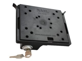 Base quadrata con attacco tipo VESA RAP-315U con lucchetto a chiusura a chiave e disposizione fori AMPS