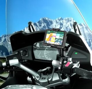 SUPPORTO PULSANTIERA O DA AVVITARE IN FORI PER Garmin nuvi 2450 2545 2450LM 2460LT 2460LMT 2555LT 2555LMT e 2595LMT RAM-MOUNT RAM-B-174-GA52U