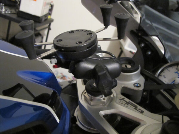 RAM® X-Grip® Phone Holder with Motorcycle Fork Stem Base Ram Mounts RAM-B-176-A-UN7 - immagine 4