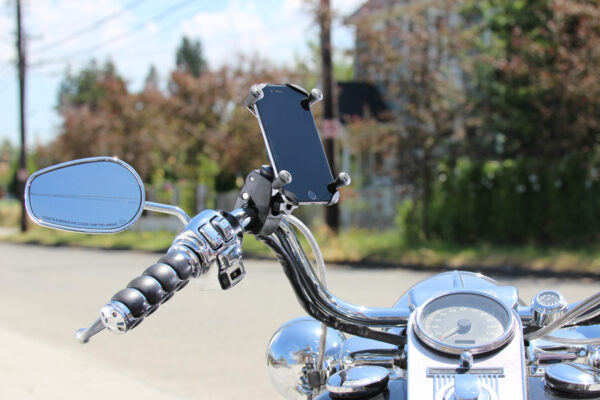 RAM® X-Grip® Large Phone Mount with Low Profile RAM® Tough-Claw™ Base Ram Mounts RAM-HOL-UN10-400 - immagine 2