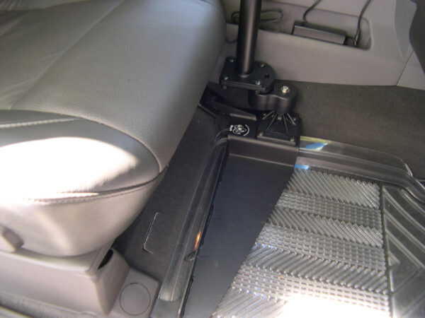 RAM Supporto per laptop No-Drill per Nissan Titan '04-15 più altro Ram Mounts RAM-VB-134-SW1 - immagine 7
