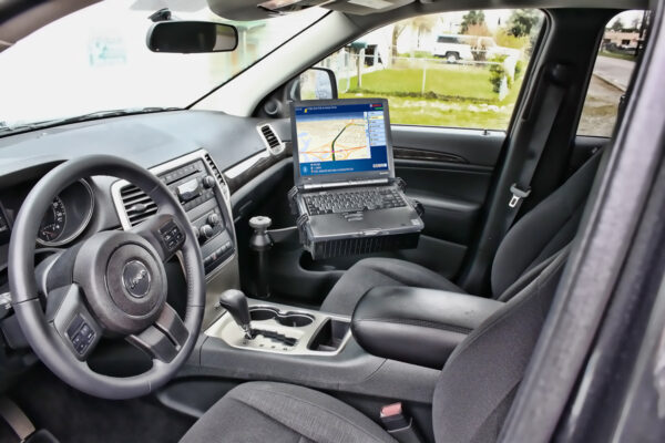RAM No-Drill Supporto per laptop per Dodge Durango e Jeep Grand Cherokee Ram Mounts RAM-VB-186-SW1 - immagine 4