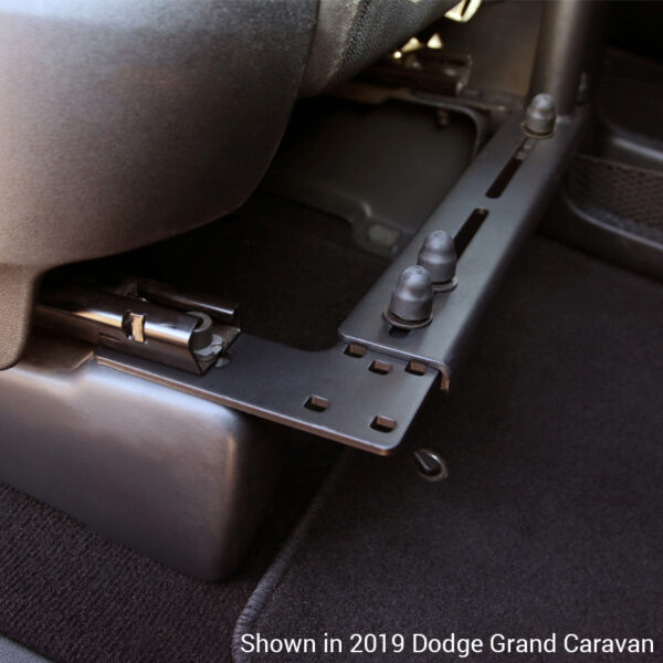 RAM X-Grip Supporto per tablet 12"-13" con base universale No-Drill Ram Mounts RAM-VB-196-UN11 - immagine 3