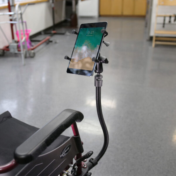 RAM X-Grip Supporto per Binario Gambe Sedia Rotelle per Tablet 7"-8" Ram Mounts RAP-400-18-B-UN8 - immagine 2
